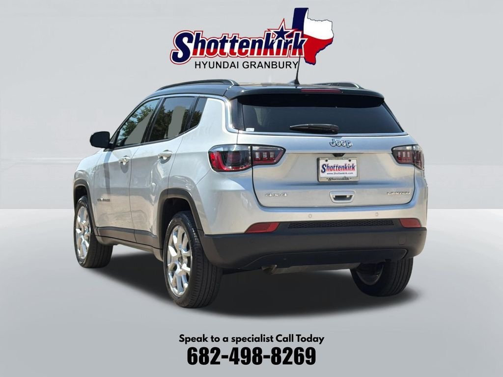 Used 2025 Silver Jeep Limited image 8