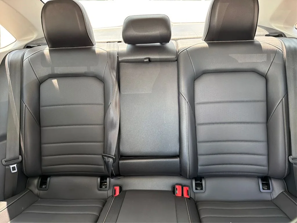 Used 2024 Deep Black Pearl Volkswagen SE image 16