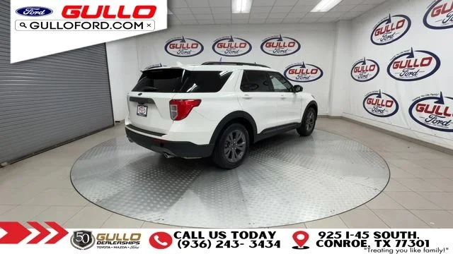Certified Used 2022 White Metallic Ford XLT image 8