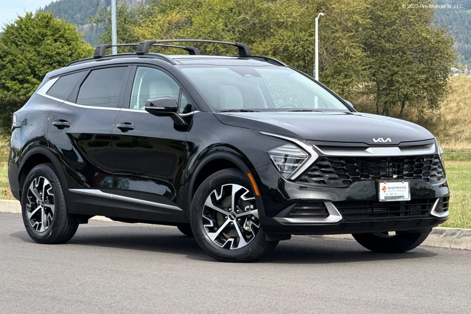 Used 2025 Black Kia EX image 1