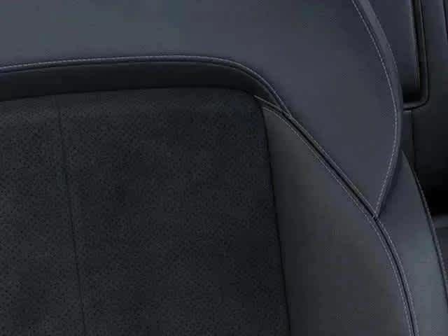 New 2026 Bright White Clear-Coat Exterior Paint Jeep Laredo Altitude image 5