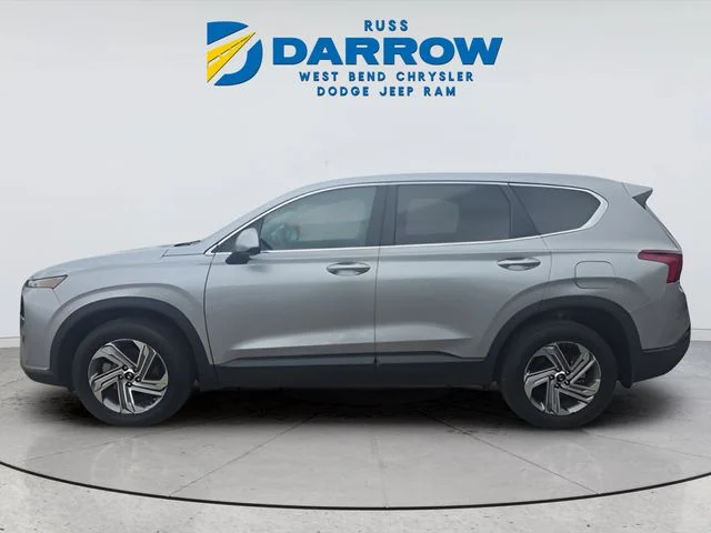 Used 2023 Silver Hyundai SE image 2