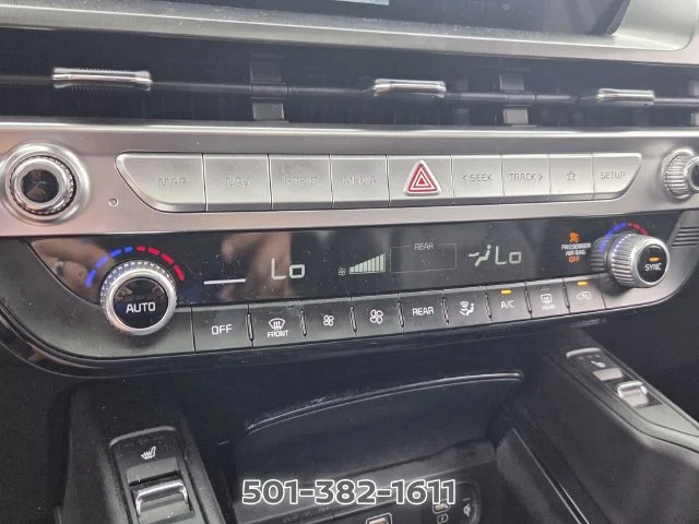 Used 2025 Black Kia S image 25