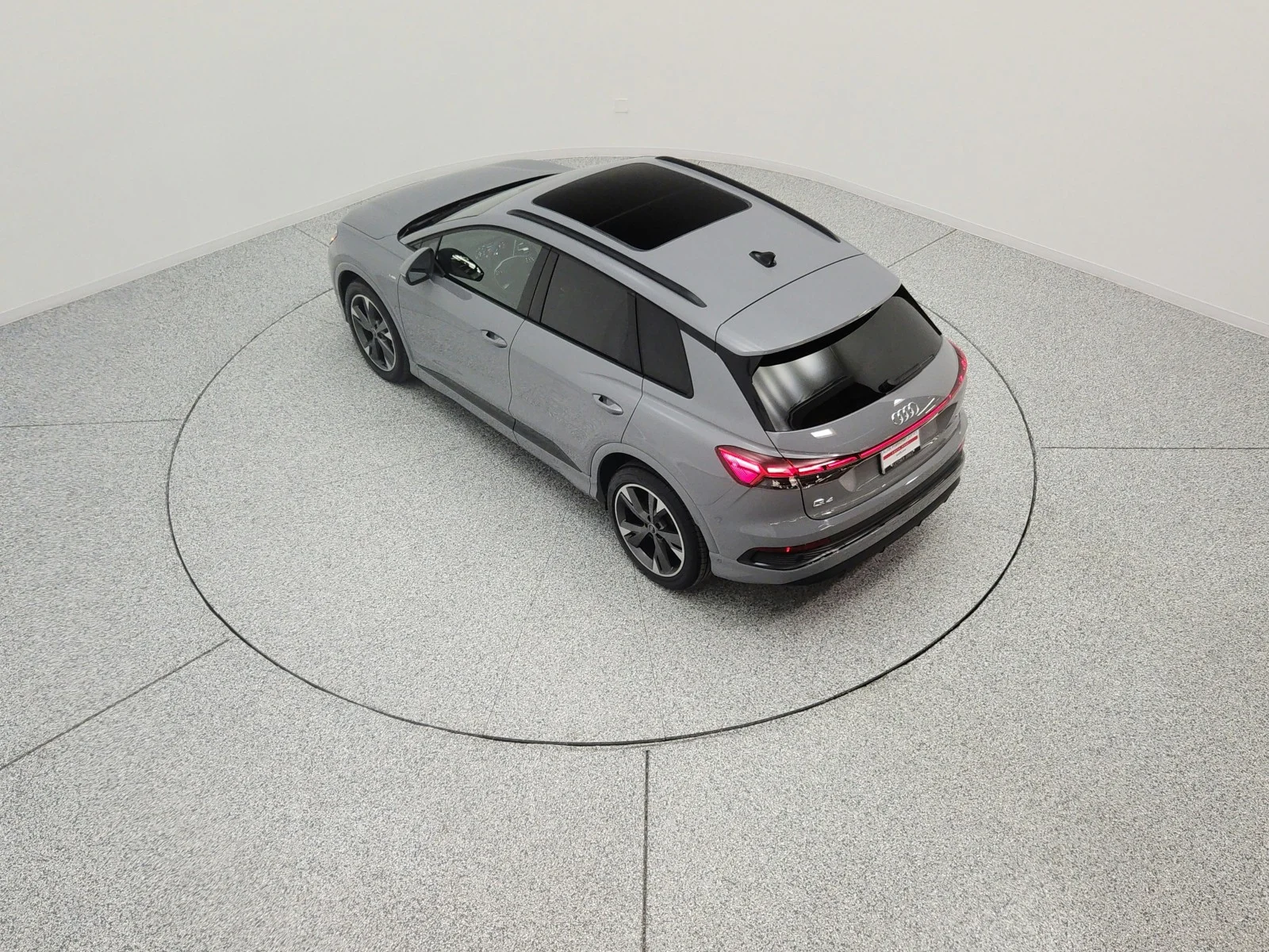 Used 2024 Pebble Gray Audi Premium Plus 55 quattro image 15