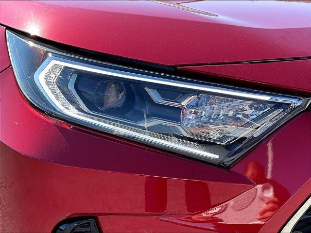 Used 2021 Red Toyota SE image 38