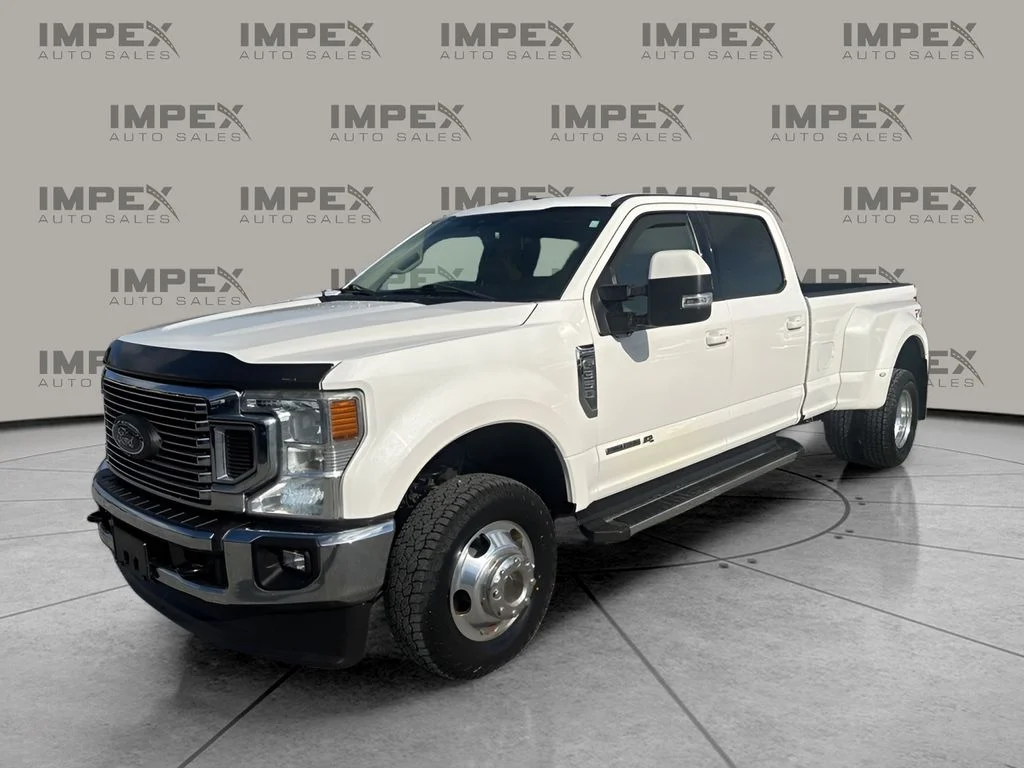 Used 2021 White Ford Lariat image 1