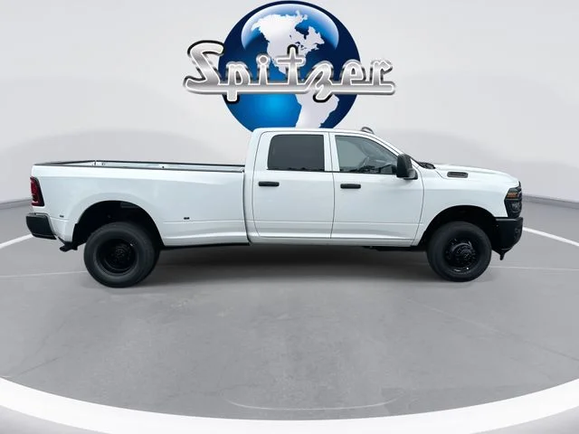 New 2026 Bright White Clear-Coat Exterior Paint RAM Tradesman image 10