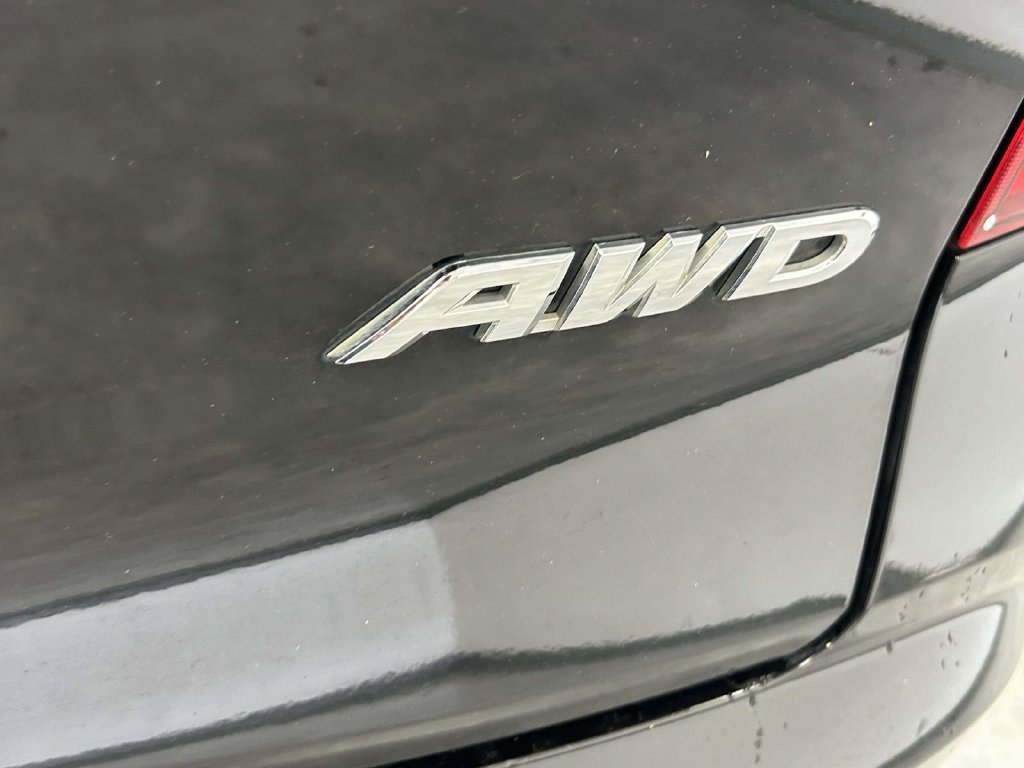 Used 2021 Black Honda EX-L image 10