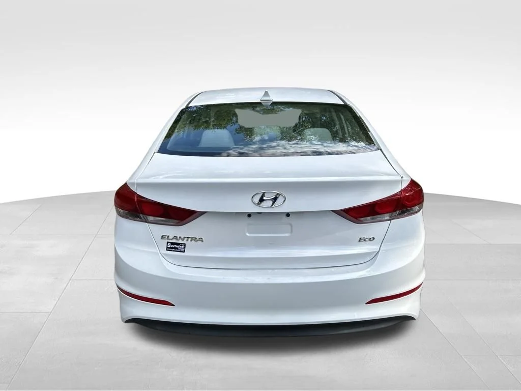Used 2017 White Hyundai Eco image 4