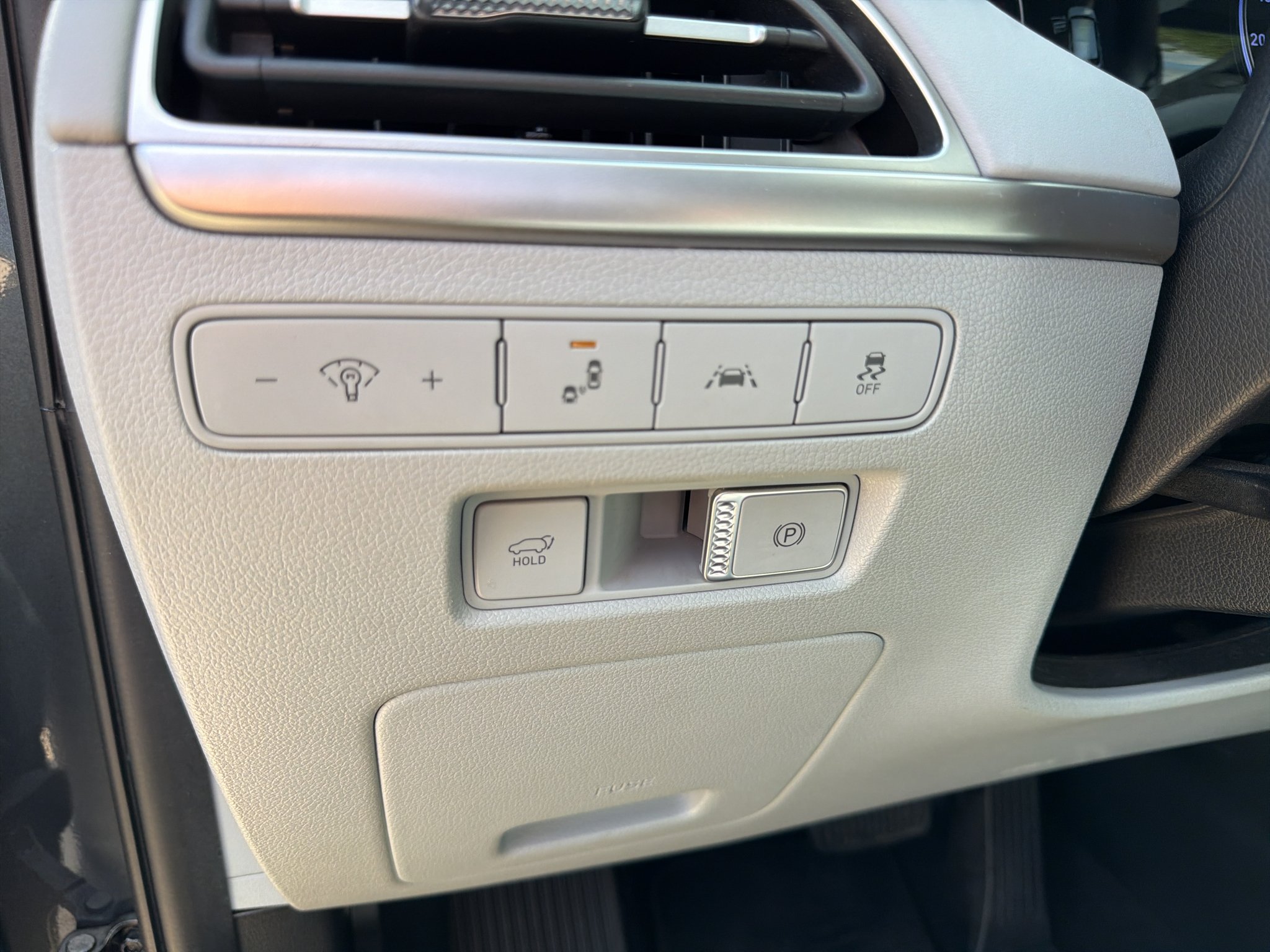 Used 2021 Steel Graphite Hyundai SEL image 14
