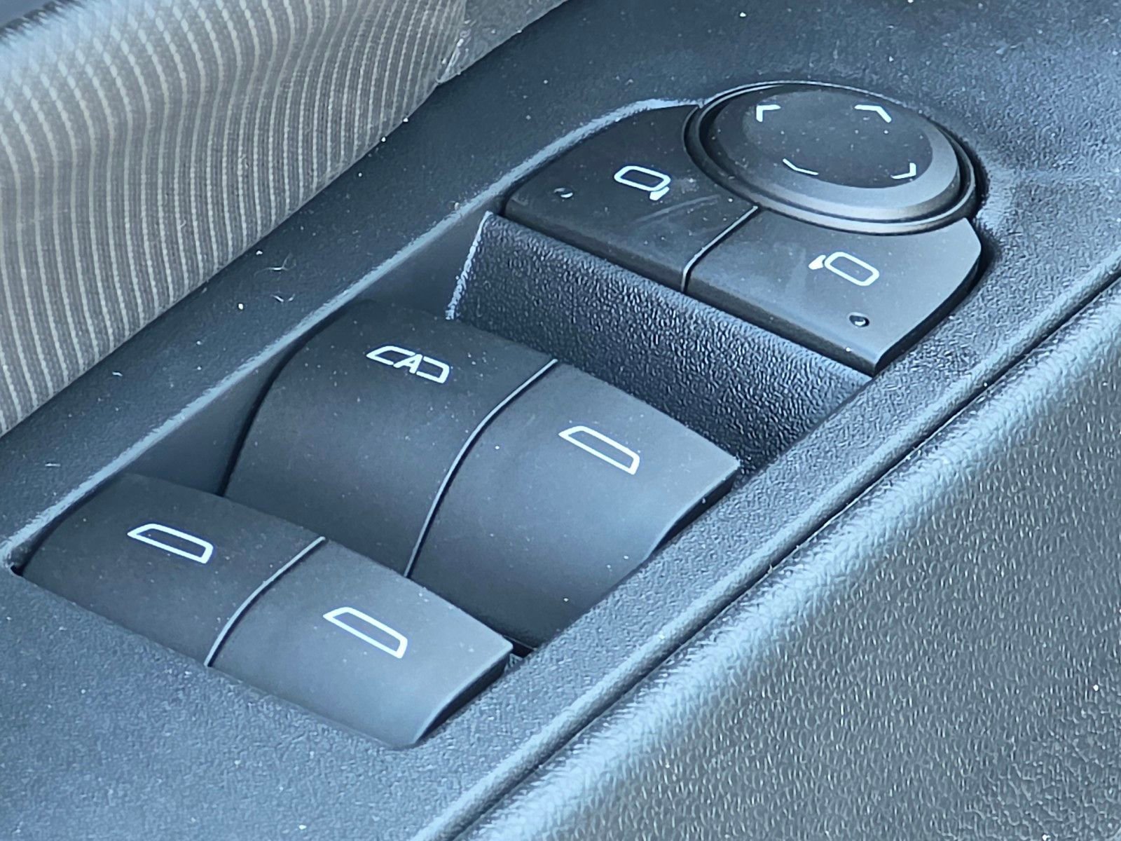 2026 Chevrolet Equinox EV 2LT - Photo 21