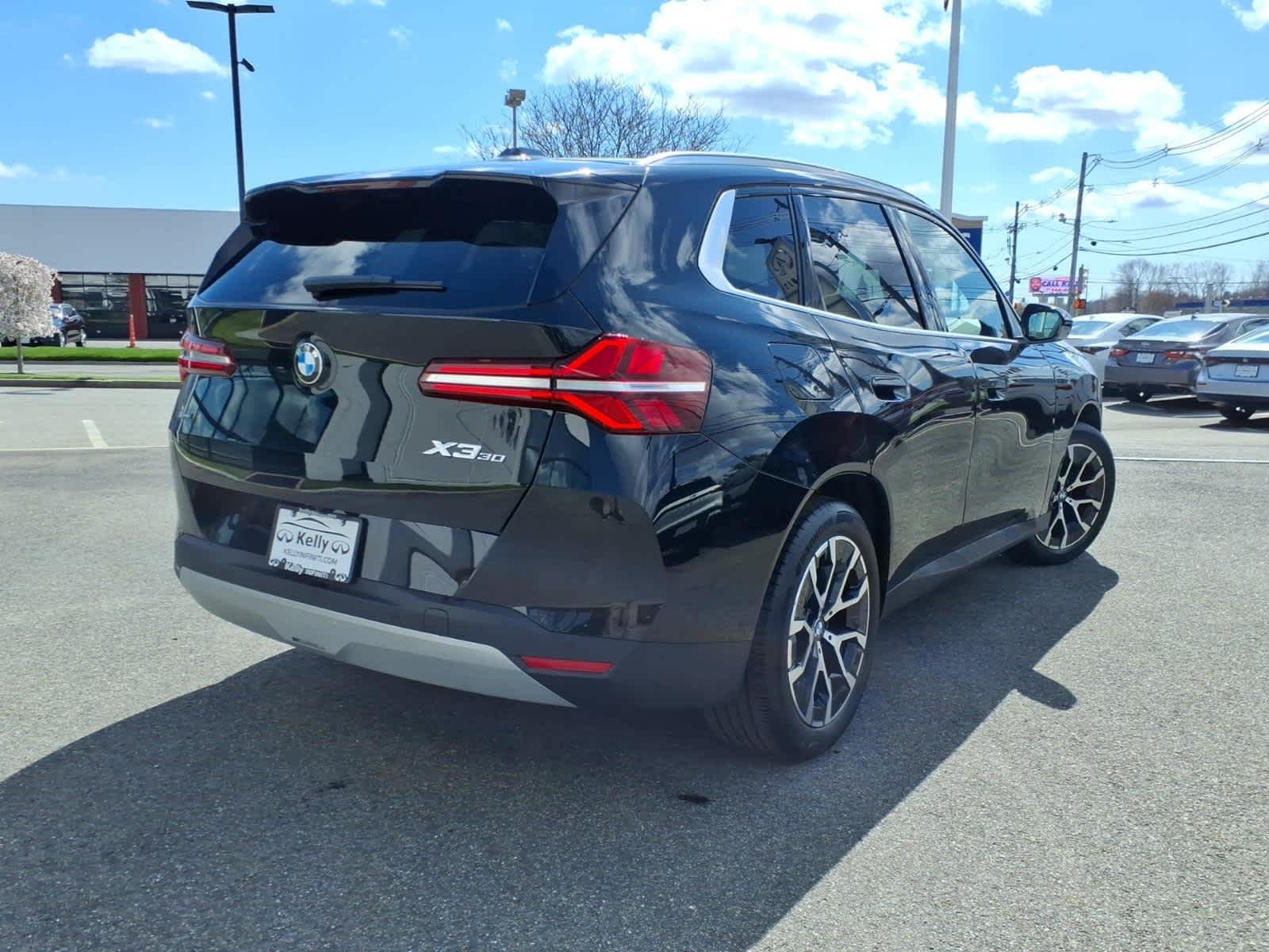Used 2026 Black Sapphire Metallic BMW 30 xDrive image 5