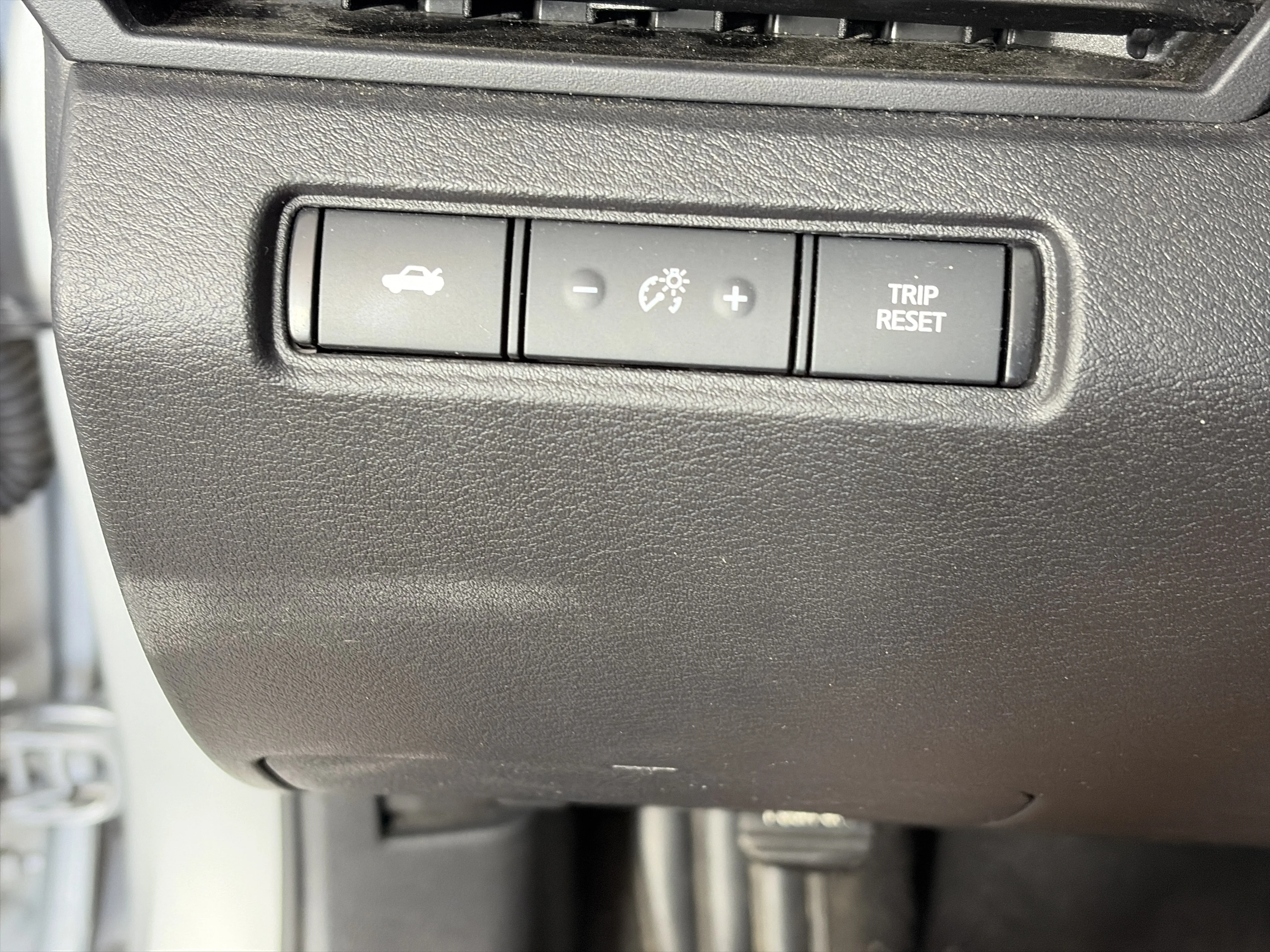 Used 2024 Brilliant Silver Metallic Nissan 2.5 SV image 26