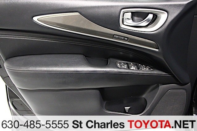 Used 2018 Black INFINITI 60 image 14
