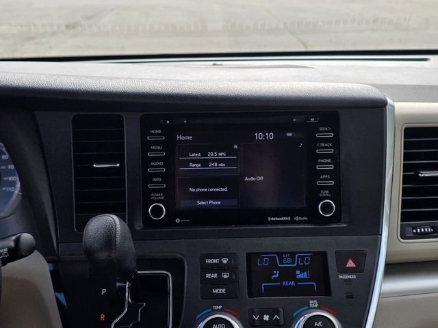 Used 2018 Walnut Toyota LE image 21