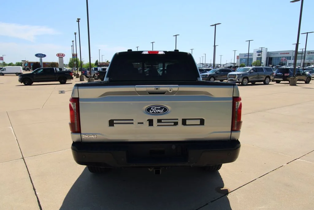 Used 2024  Ford XLT image 16