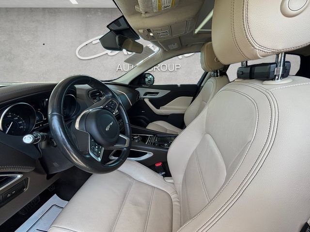 Used 2020 White Jaguar 25t Prestige image 20
