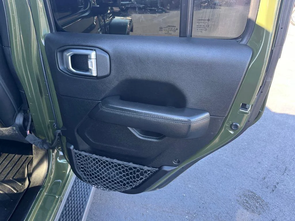 Used 2021 Sarge Green Clearcoat Jeep Unlimited Sahara Altitude image 26