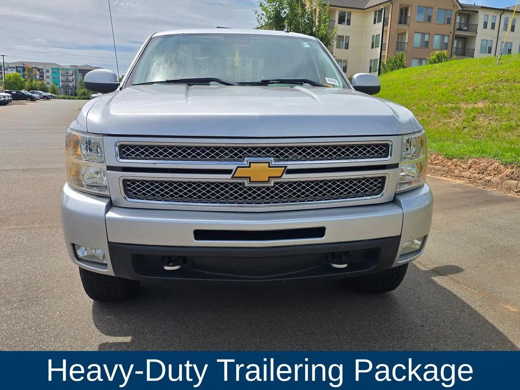 Used 2013 Silver Chevrolet LTZ image 8