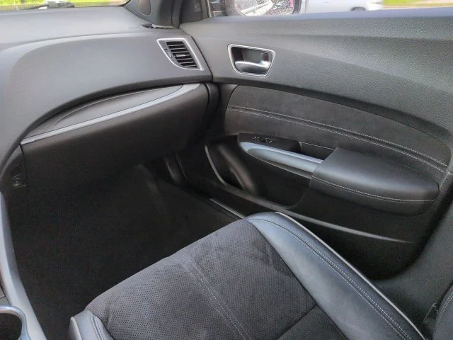 Certified Used 2019 Crystal Black Pearl Acura 3.5L Technology Pkg w/A-Spec Pkg image 16