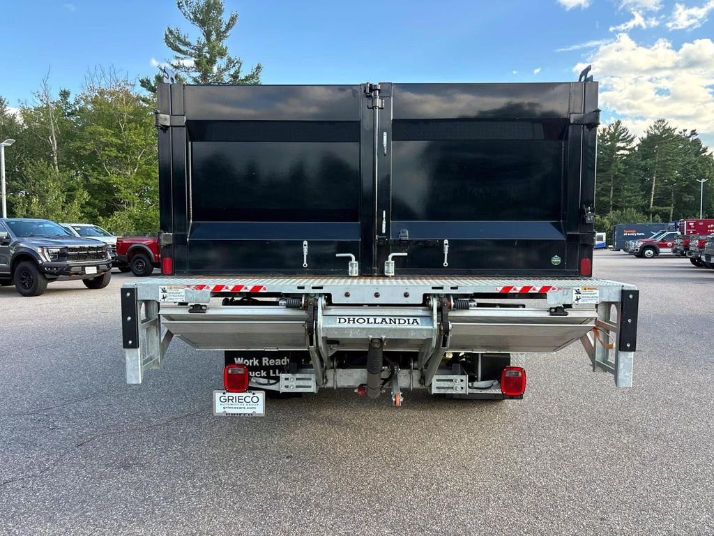 Used 2024 White Ford XL image 4