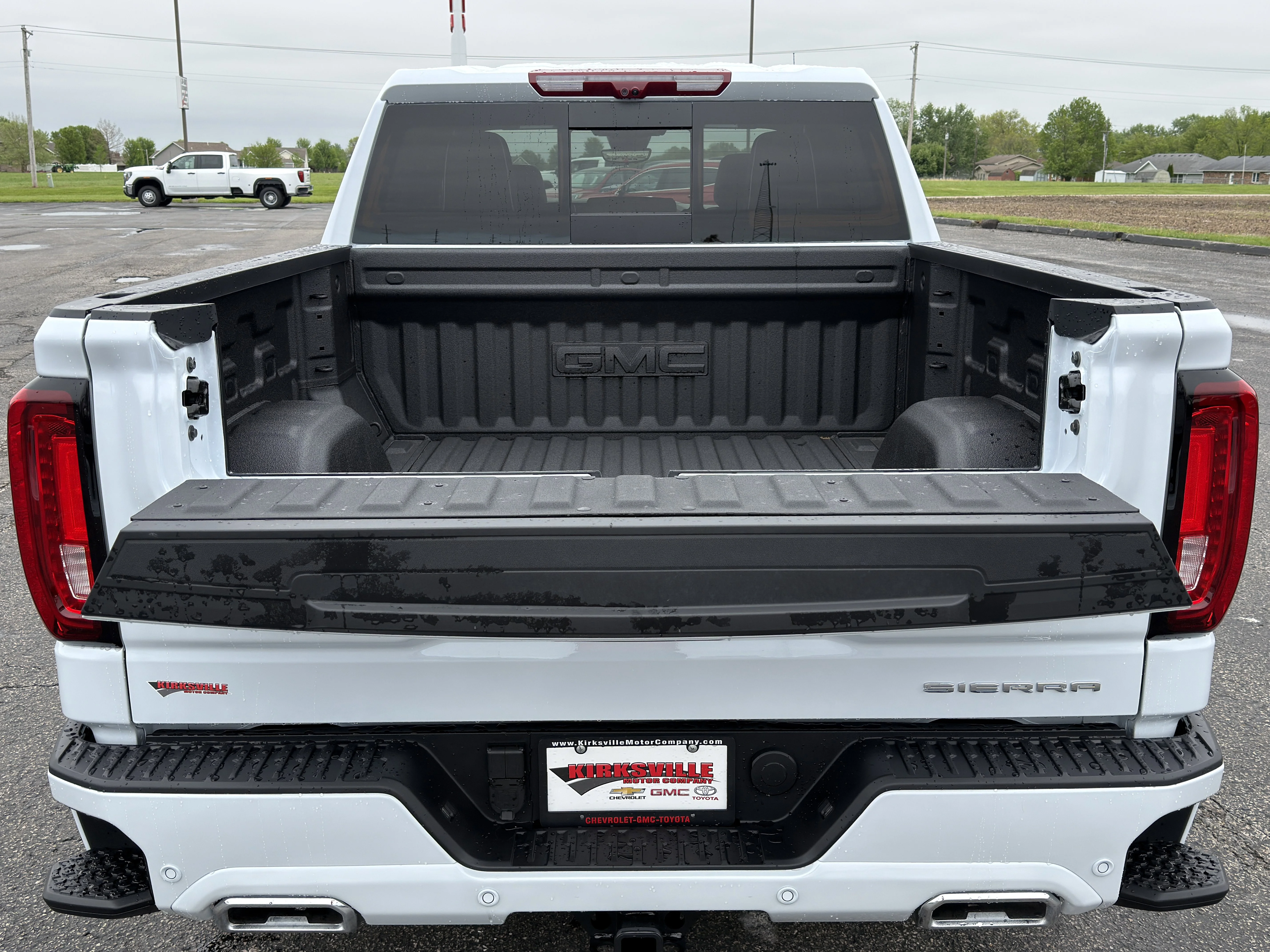 New 2026 Glacier White Tricoat GMC Denali Ultimate image 13