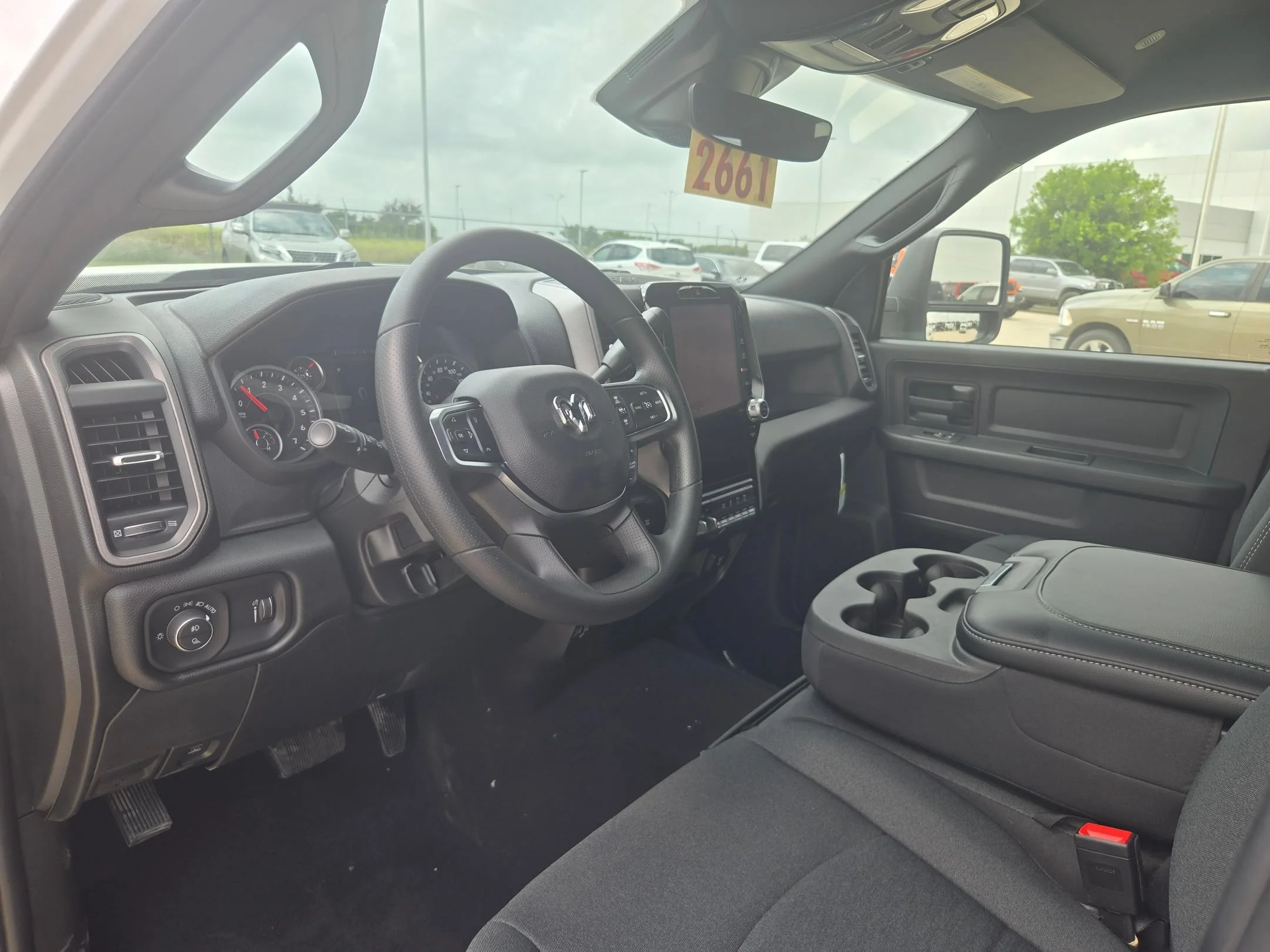 New 2026 Bright White Clearcoat RAM Tradesman image 11