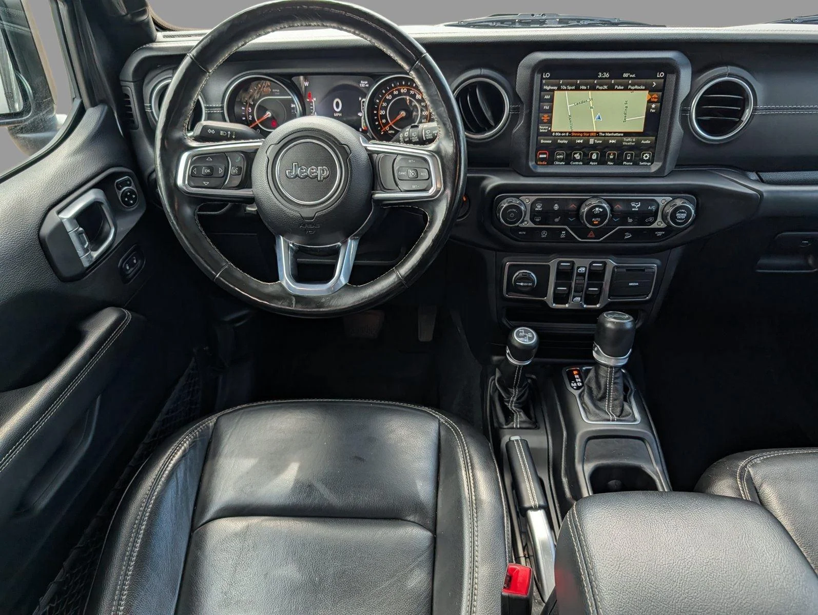 Used 2020 Granite Crystal Metallic Clearcoat Jeep North Edition image 34