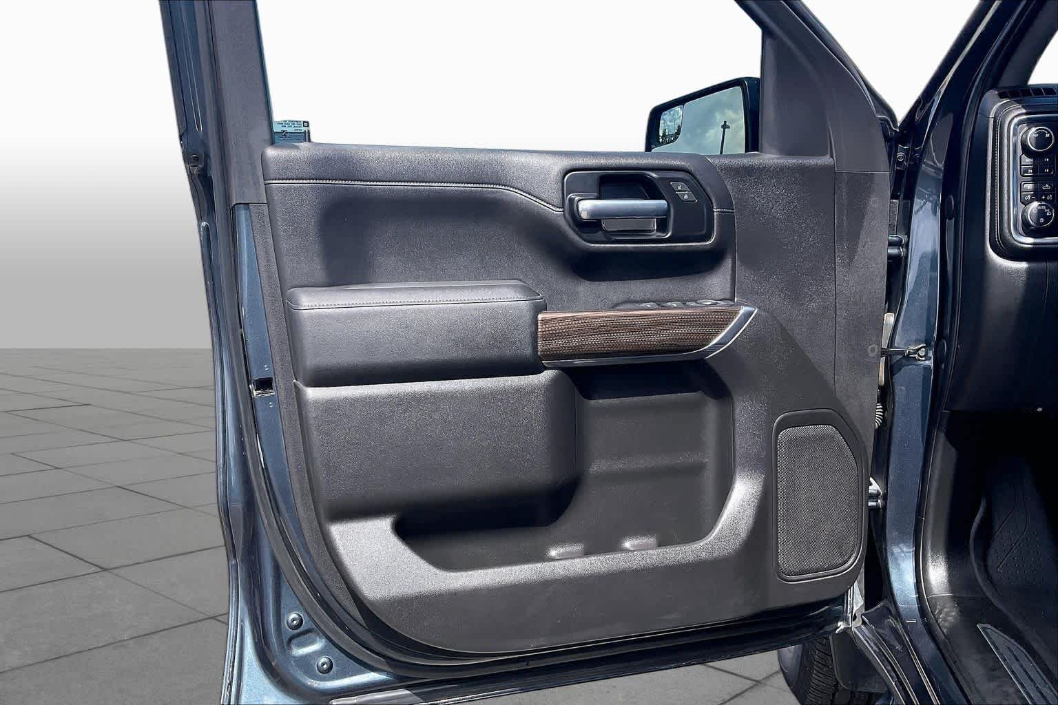 Used 2019 Shadow Gray Metallic Chevrolet LT Trail Boss image 20