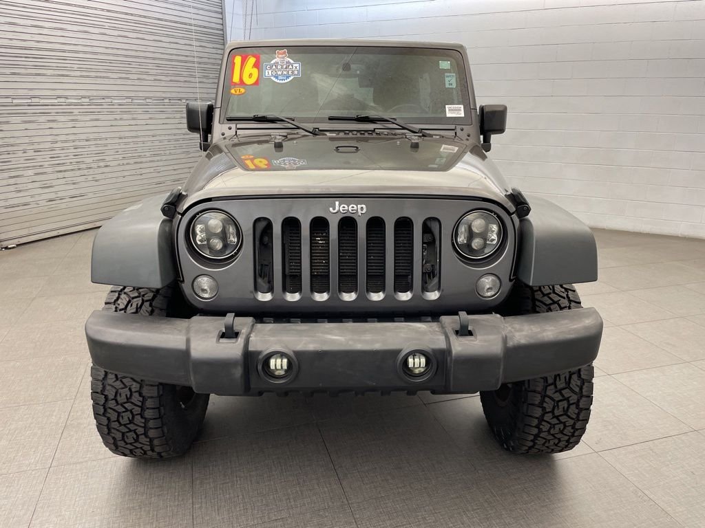 Used 2016 Gray Jeep Unlimited Rubicon image 8