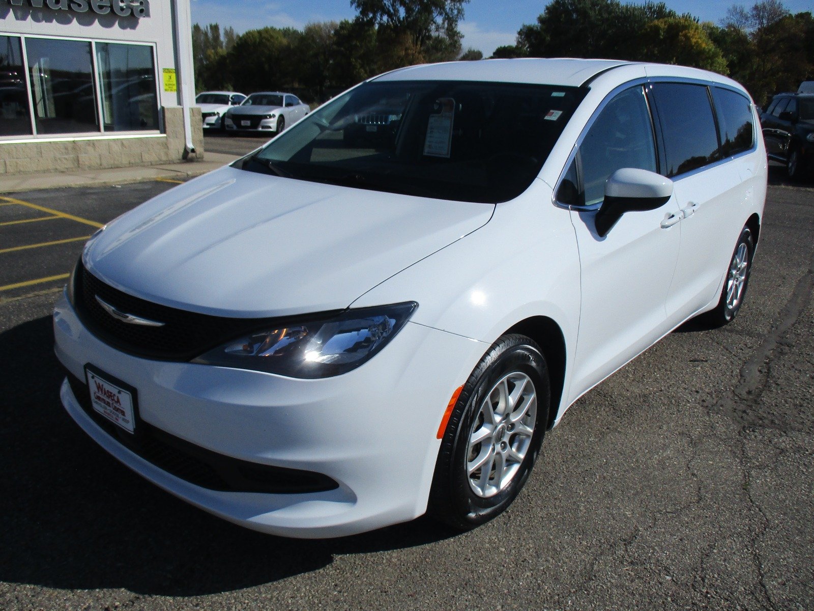 2022 Chrysler Voyager