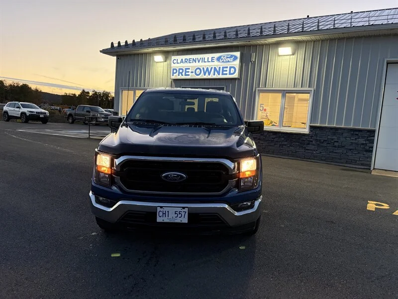 Used 2023 Blue Ford XLT image 1