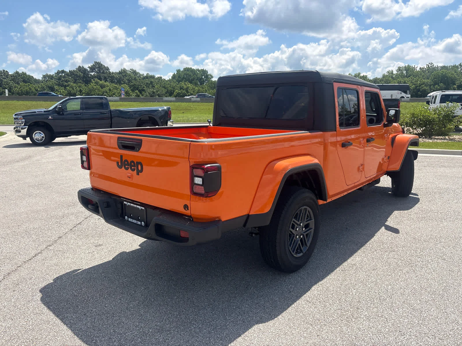 New 2026 Joose Jeep Sport S image 10