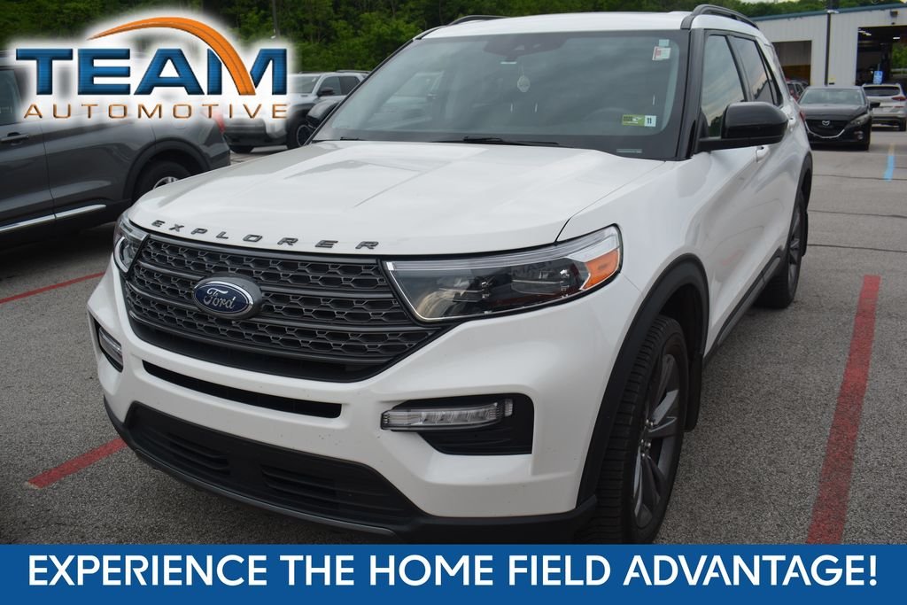 2022 Ford Explorer XLT 4WD's photo