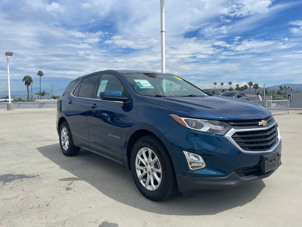 Used 2020 Pacific Blue Metallic Chevrolet LT image 1
