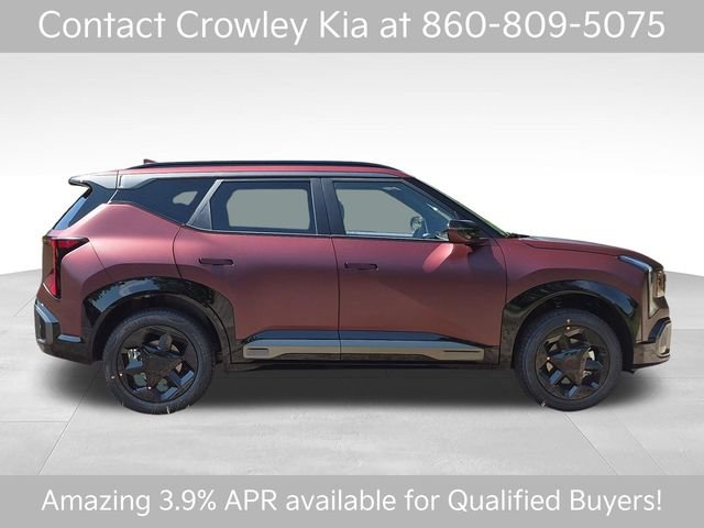 New 2027 Magma Red Matte Kia X-Line S image 3