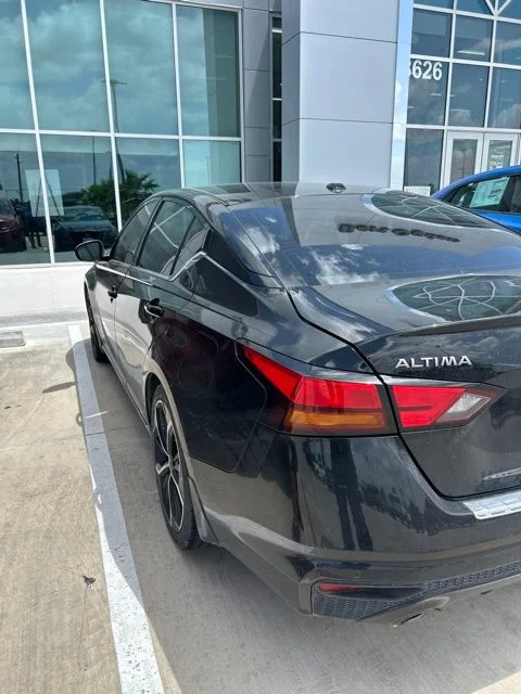 Used 2023 Black Nissan 2.5 SR image 4