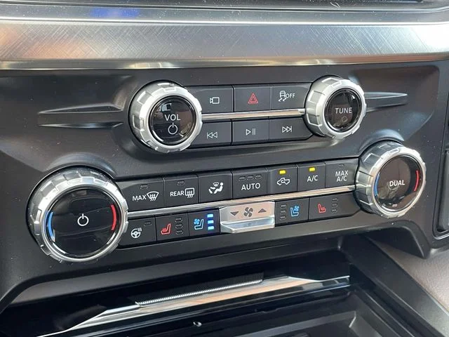 New 2026 Star White Metallic Tri-Coat Ford F-250® King Ranch® image 30
