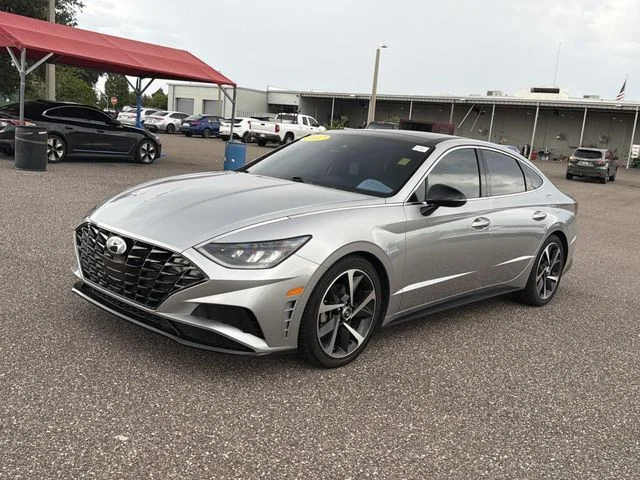 Certified Used 2022  Hyundai SEL Plus image 8