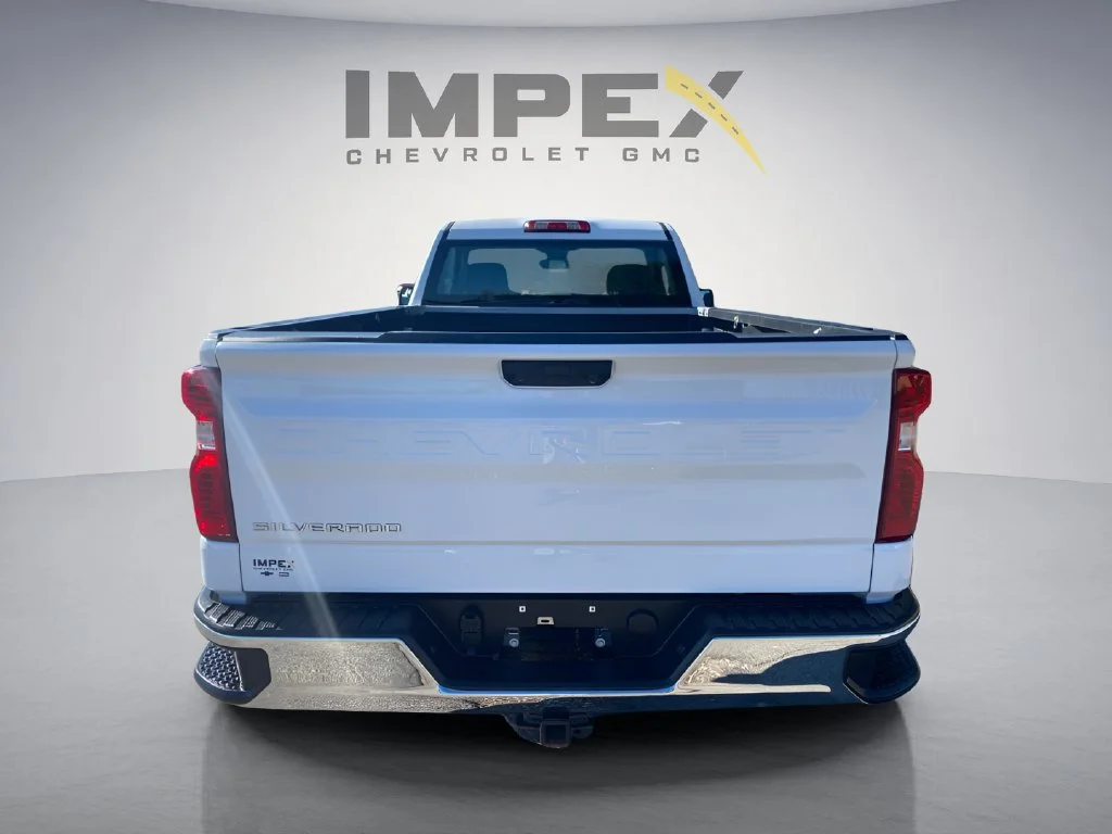 Used 2025 Summit White Chevrolet WT image 4