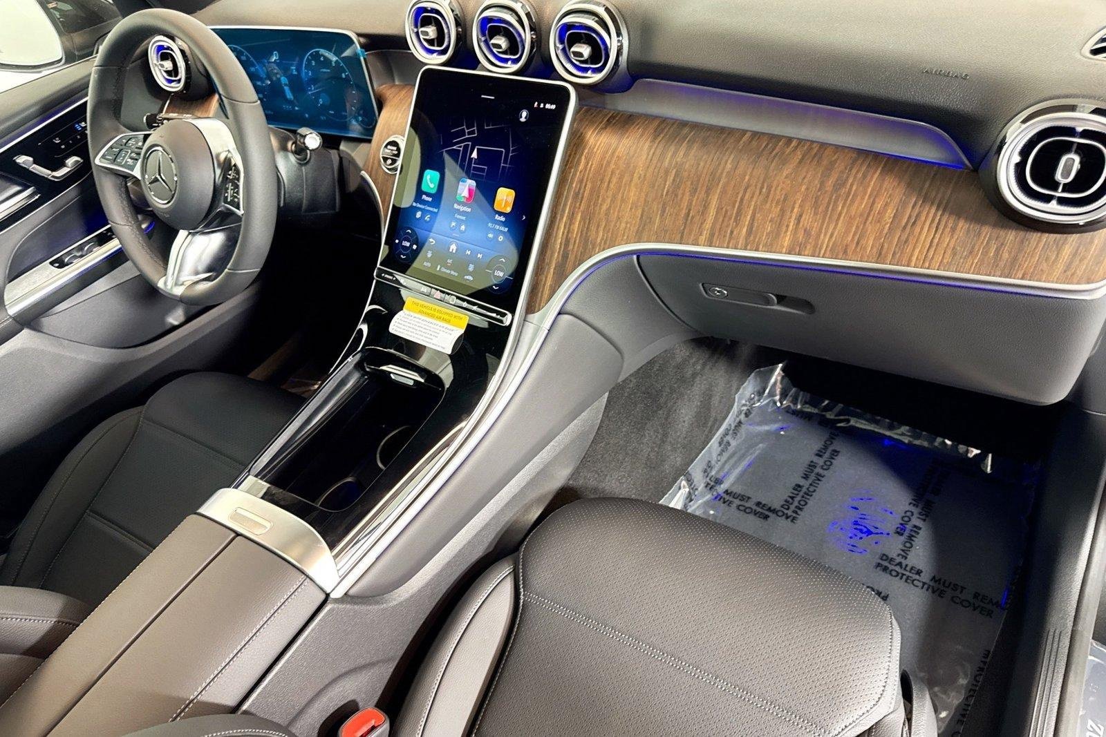 New 2026 Graphite Grey Metallic Mercedes-Benz GLC 300 image 27