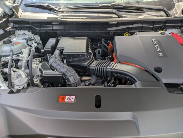 New 2026 White Nissan Platinum image 13