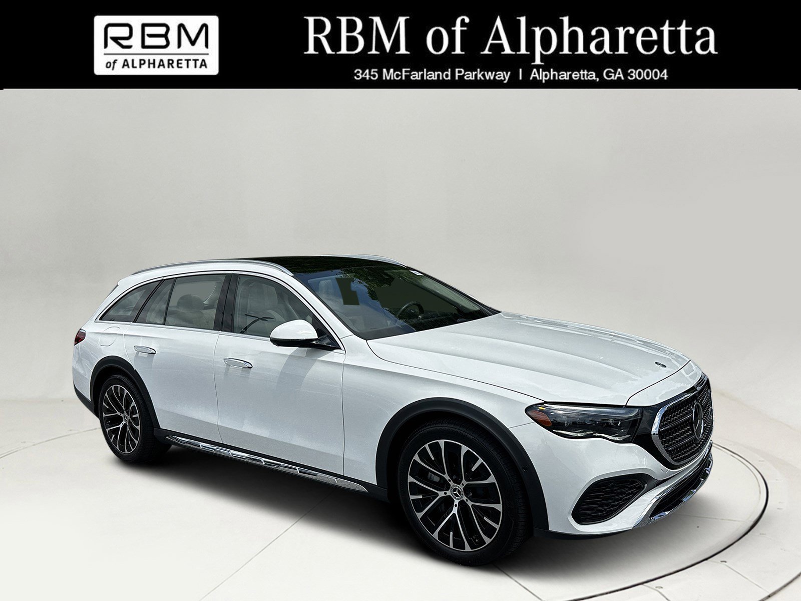 2025 Mercedes-Benz E-Class E450 4MATIC All-Terrain's photo