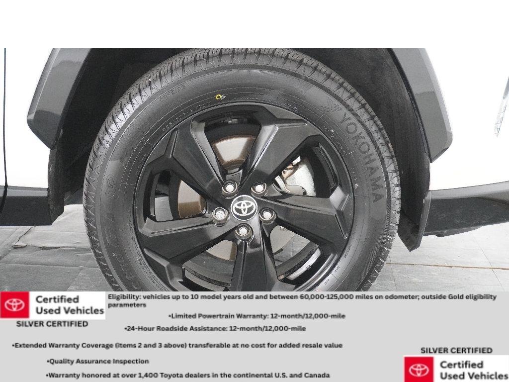 Used 2021 Blizzard Pearl/Midnight Black Metallic Toyota Hybrid XSE image 30
