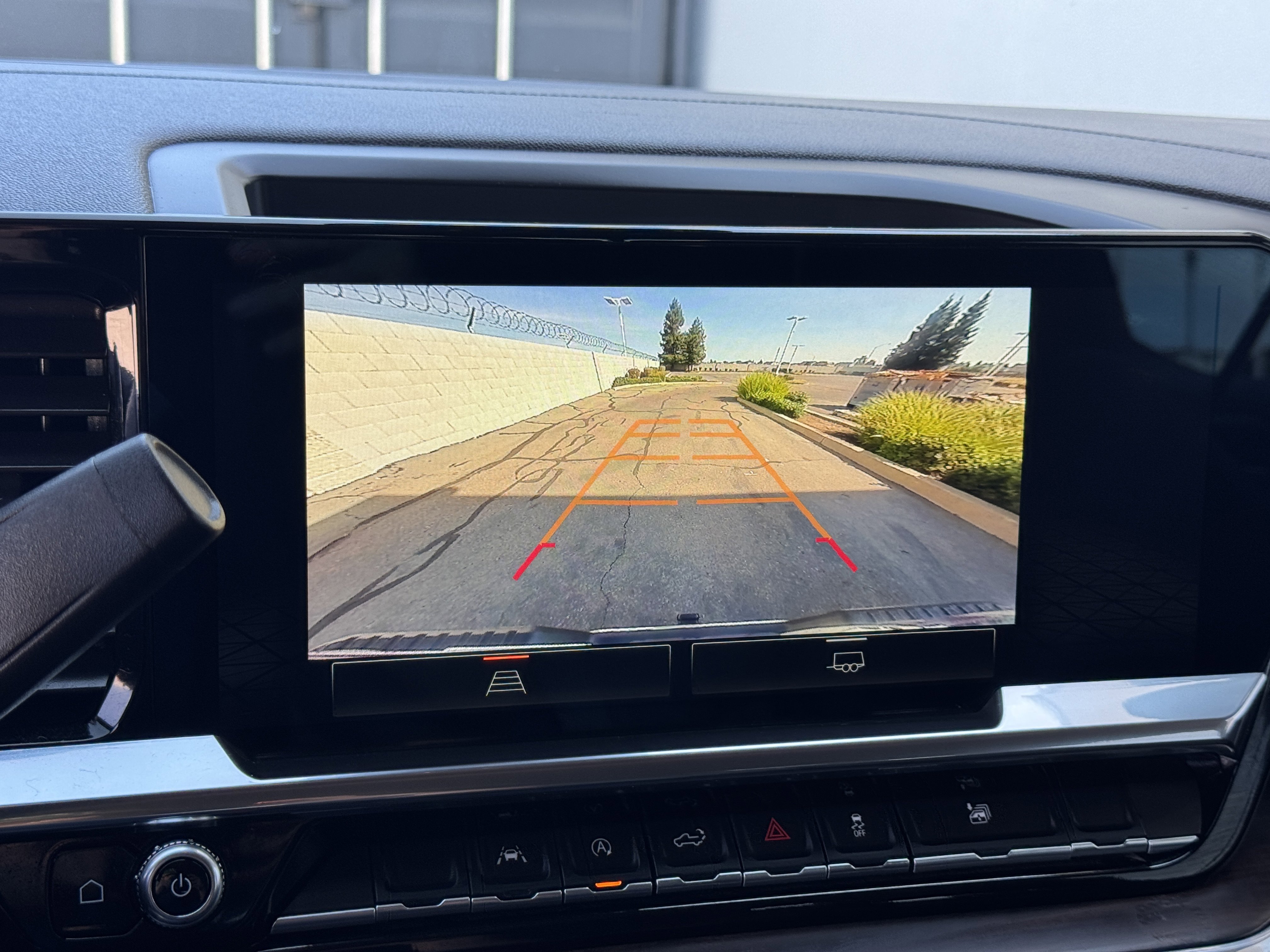 2024 GMC Sierra 1500 SLT - Photo 28