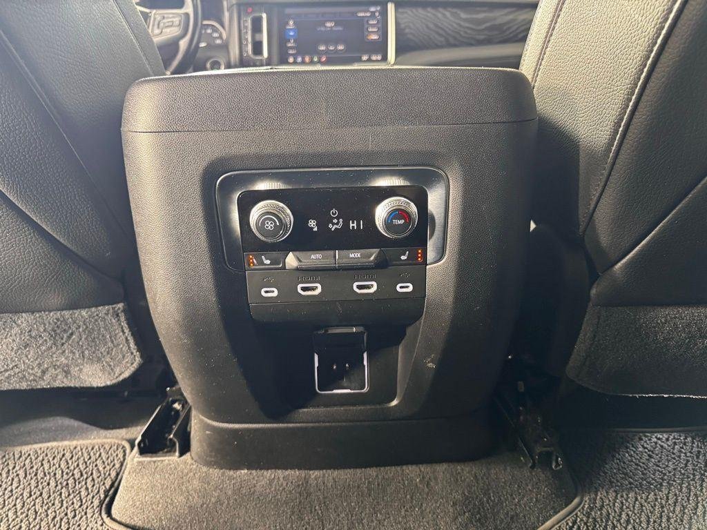 Used 2021 Onyx Black GMC Denali image 20
