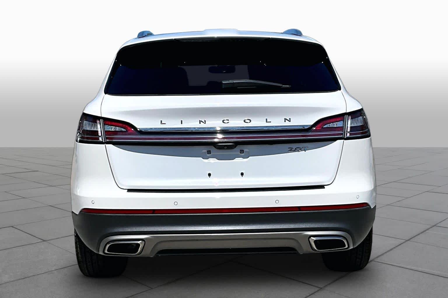Used 2020 Pristine White Lincoln Reserve image 5