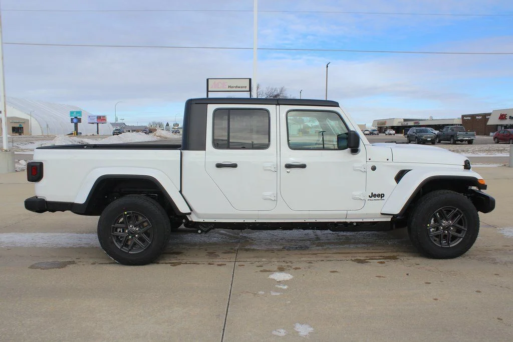 New 2026 Bright White Clear-Coat Exterior Paint Jeep Sport S image 2