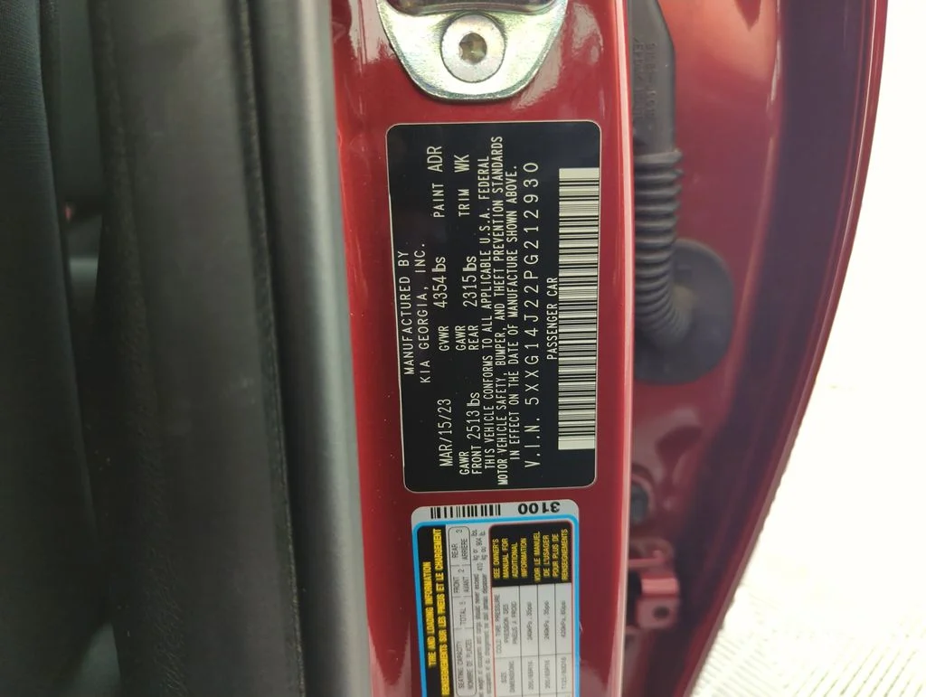 Used 2023 Red Kia LXS image 38
