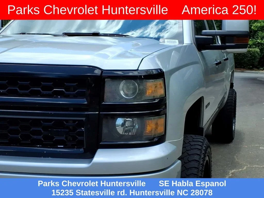Used 2015 SILVER ICE METALLIC Chevrolet LTZ image 26